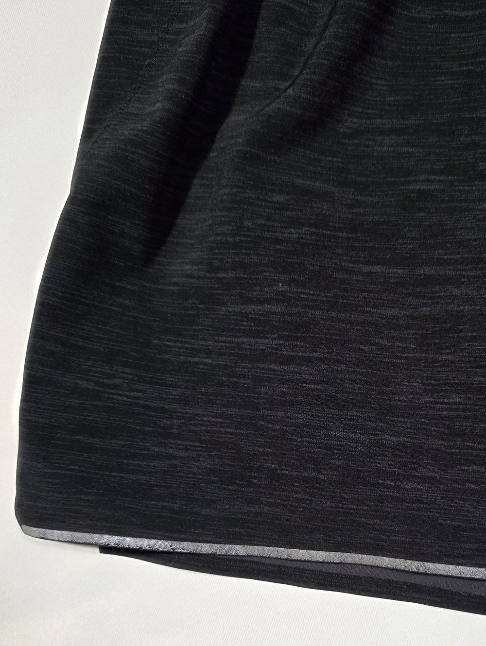 Lululemon Women's Black Running Shorts Size M Lightweight Drawstring - Picture 5 of 10